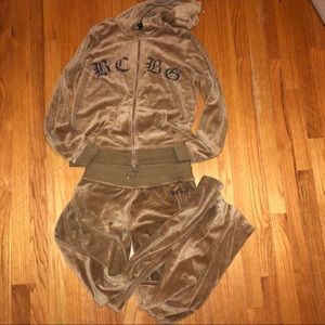 VINTAGE BCBGxMAXAZRIA brown jewel cross tracksuit